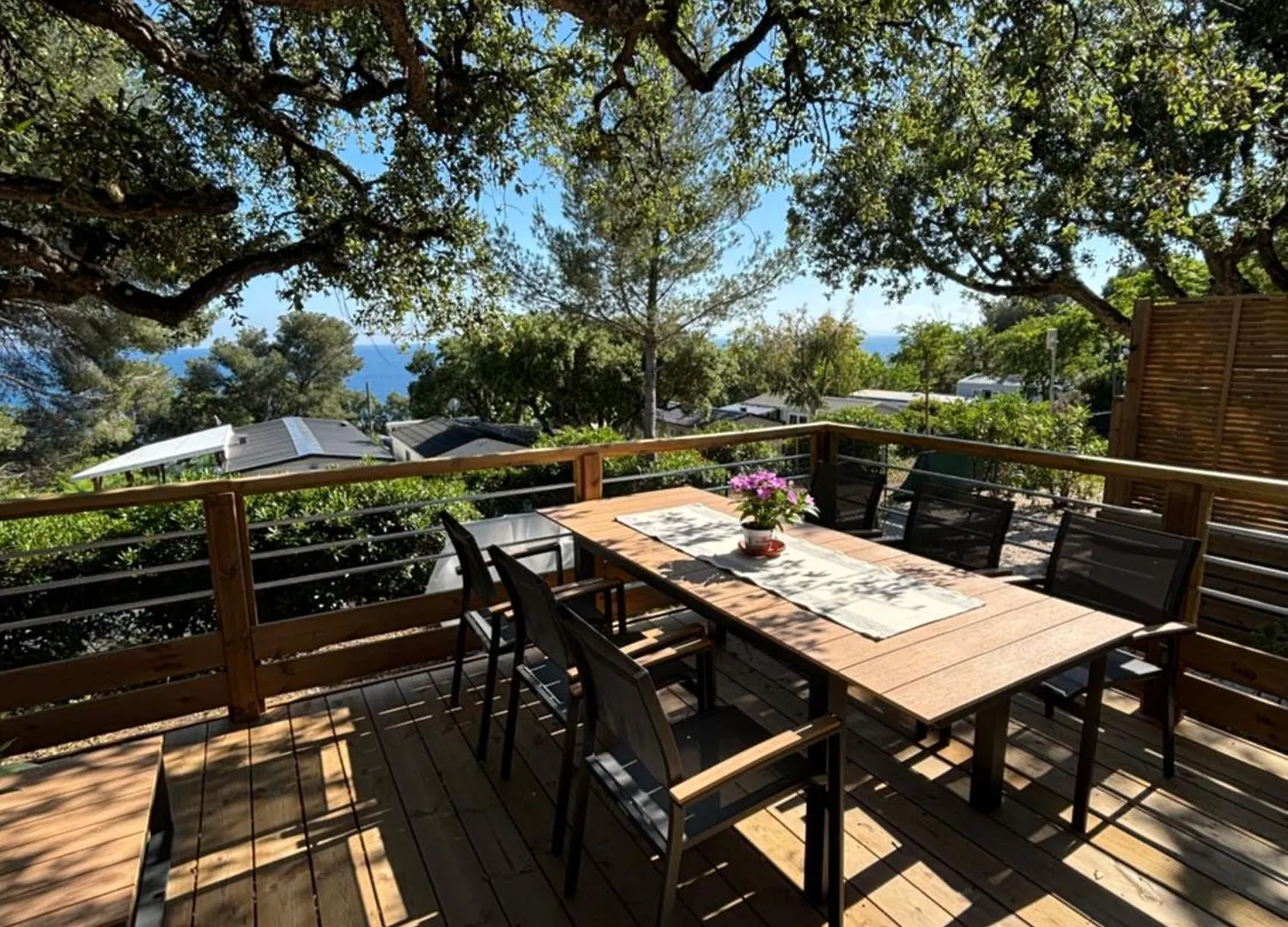 Chalet Bungalow De Luxe, New, Top-Of-The-Range Amenities, Air Conditioning, Jacuzzi And Sea View Saint-Raphaël Frankrijk